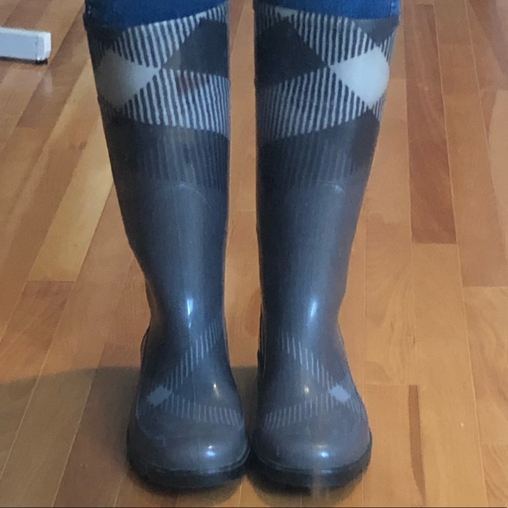 Burberry Gray Plaid Winter Rain Boots
